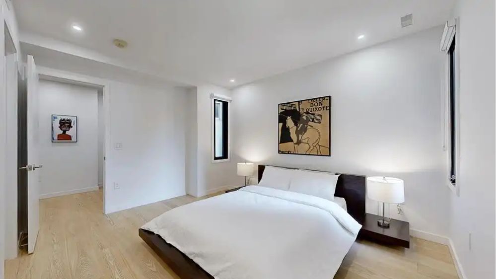 Luxury Furnished 3B3B Toronto Home with Private Rooftop Patio - photo 3