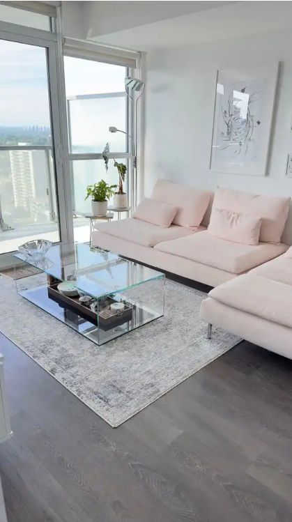 Modern Furnished 1BR Condo with Office Space & Private Balcony at Yonge & Eglinton - photo 2